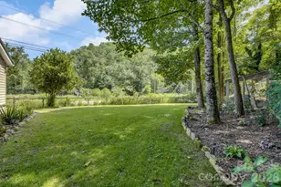 1772 Nc 9 Hwy, Black Mountain, NC 28711 - Photo 24