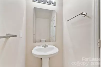 8605 Redding Glen Avenue, Charlotte, NC 28216 - Photo 12