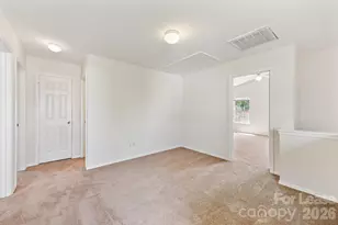 8605 Redding Glen Ave, Charlotte, NC 28216 - Photo 14