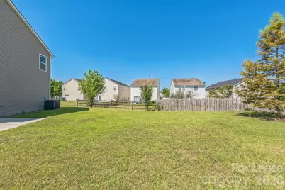 8605 Redding Glen Avenue, Charlotte, NC 28216 - Photo 30