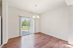 8605 Redding Glen Ave, Charlotte, NC 28216 - Photo 10