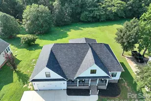 3012 Cedar Point Dr, Shelby, NC 28150 - Photo 6