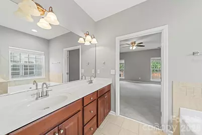 3342 Park South Station Boulevard, Charlotte, NC 28210 - Photo 20