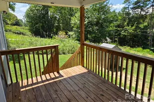 23 S Mickley Ave, Bessemer City, NC 28016 - Photo 2