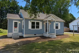 802 3rd St SE, Conover, NC 28613 - Photo 1