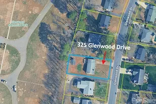325 Glenwood Dr, Mooresville, NC 28115 - Photo 2