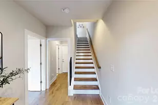 2115 Isom St, Charlotte, NC 28208 - Photo 6