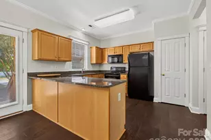8515 Lindholm Dr, Huntersville, NC 28078 - Photo 12