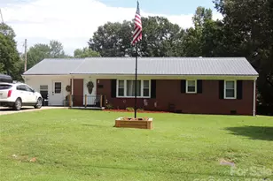 189 Westwood Dr, Forest City, NC 28043 - Photo 2