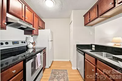501 Olmsted Park Place, Charlotte, NC 28203 - Photo 6