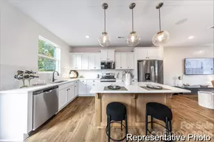 5026 Clairmont Rd, Charlotte, NC 28208 - Photo 8