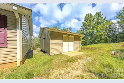 163 Meadowbrook Lane, Marion, NC 28752 - Photo 4