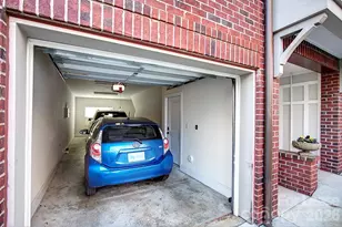 100 N Laurel Ave, Charlotte, NC 28207 - Photo 2
