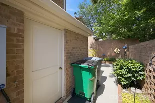 6836 Dumbarton Dr, Charlotte, NC 28210 - Photo 34