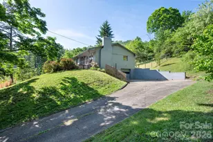 301 Stratford Rd, Asheville, NC 28804 - Photo 38