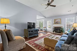 9005 Little Hampton Pl, Charlotte, NC 28215 - Photo 8