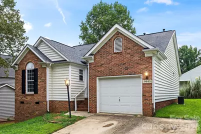 9005 Little Hampton Place, Charlotte, NC 28215 - Photo 4