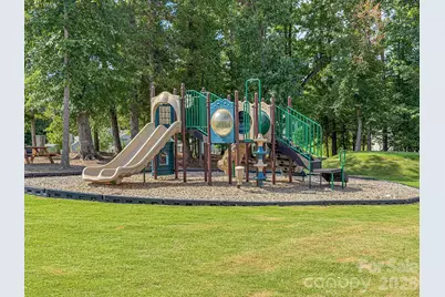 101 Clauser Road S, Mount Holly, NC 28120 - Photo 6