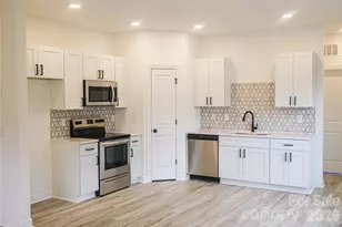 113 Chestnut Dr SW, Concord, NC 28025 - Photo 4