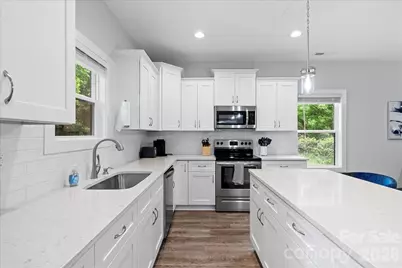 2041 S Pine Drive, Gastonia, NC 28054 - Photo 2
