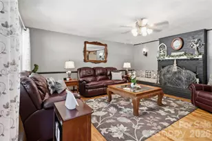 724 Hillcrest Dr, Bessemer City, NC 28016 - Photo 6