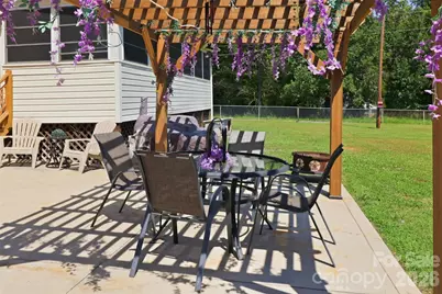 724 Hillcrest Drive, Bessemer City, NC 28016 - Photo 28