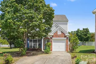2410 Normancrest Ct, Charlotte, NC 28270 - Photo 2