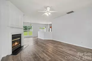 2410 Normancrest Ct, Charlotte, NC 28270 - Photo 4