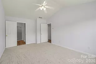 2410 Normancrest Ct, Charlotte, NC 28270 - Photo 14