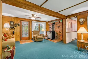 2850 Henson Creek Rd, Newland, NC 28657 - Photo 10