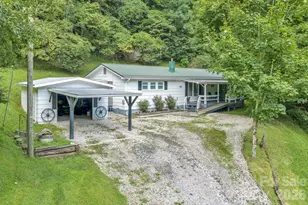2850 Henson Creek Rd, Newland, NC 28657 - Photo 1