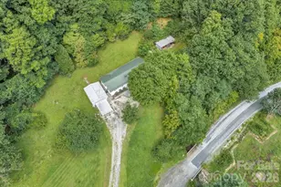 2850 Henson Creek Rd, Newland, NC 28657 - Photo 28