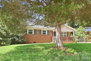 9307 Feldbank Dr, Charlotte, NC 28216 - Photo 2