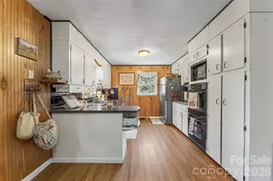 312 Hidden Valley Cir, Canton, NC 28716 - Photo 16