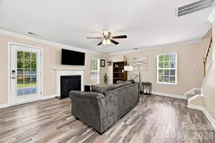 9709 Nannyberry Ln, Charlotte, NC 28273 - Photo 10