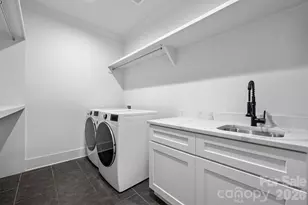 1418 N Caldwell St, Charlotte, NC 28206 - Photo 24
