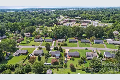 3029 Rosehill Drive, Charlotte, NC 28212 - Photo 6
