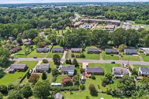 3029 Rosehill Dr, Charlotte, NC 28212 - Photo 6