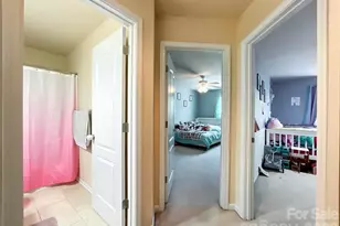 1033 Mountain Laurel Ct, Matthews, NC 28104 - Photo 16