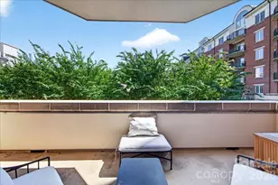 300 W 5th St, Charlotte, NC 28202 - Photo 26