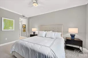 300 W 5th St, Charlotte, NC 28202 - Photo 16
