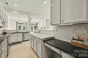 8354 Indigo Row, Charlotte, NC 28277 - Photo 6