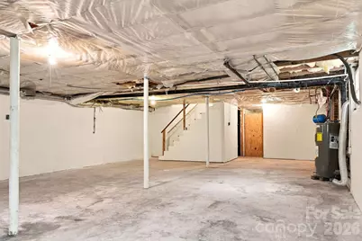 1021 S Caldwell Avenue, Newton, NC 28658 - Photo 26