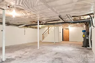 1021 S Caldwell Ave, Newton, NC 28658 - Photo 26