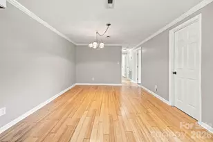 1021 S Caldwell Ave, Newton, NC 28658 - Photo 12