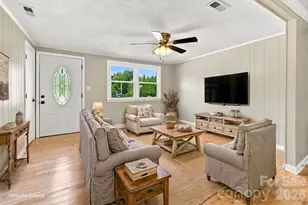 1021 S Caldwell Ave, Newton, NC 28658 - Photo 10