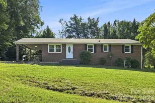 1021 S Caldwell Ave, Newton, NC 28658 - Photo 38
