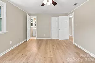 1021 S Caldwell Ave, Newton, NC 28658 - Photo 18