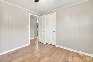 1021 S Caldwell Ave, Newton, NC 28658 - Photo 16