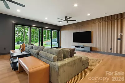 538 Pinnacle Mountain Preserve Road, Zirconia, NC 28790 - Photo 18